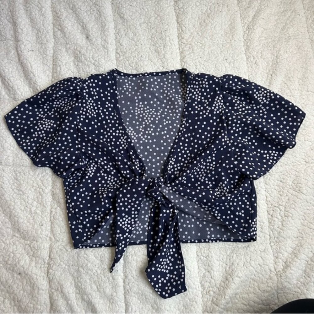 SHEIN Blue Puff Sleeve Tie-Front Crop Blouse